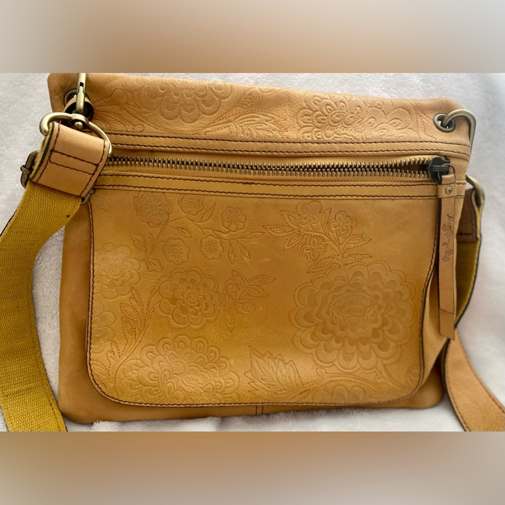 Fossil mustard yellow tooled leather messenger bag